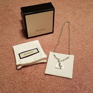 Gucci Toggle Heart Necklace NWOT